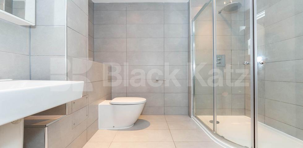 			3 Bedroom, 1 bath, 1 reception Apartment			 Dove Road, CANONBURY-ISLINGTON